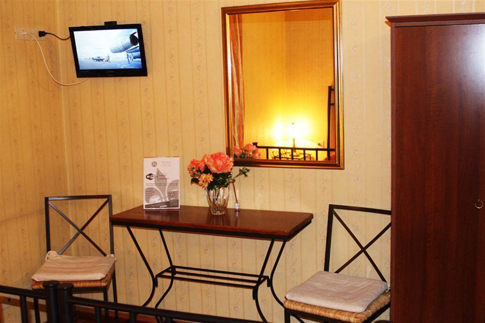 Hotel Bella Firenze Buitenkant foto